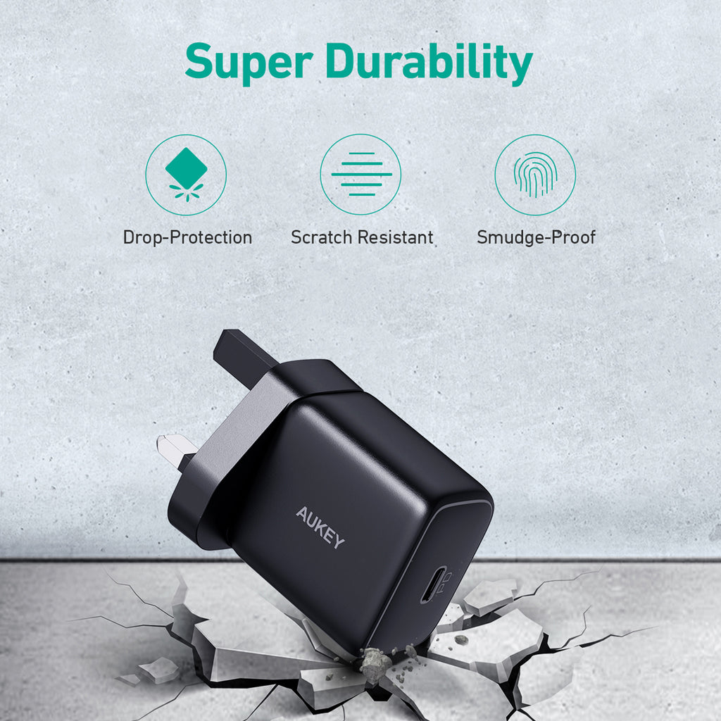 شاحن حائط Aukey PA-R1A بقدرة 25 وات مع كابل USB-C إلى USB-C